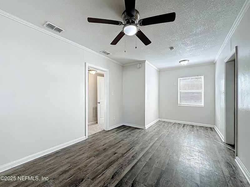 8962 Monroe Ave, Jacksonville, FL 32208