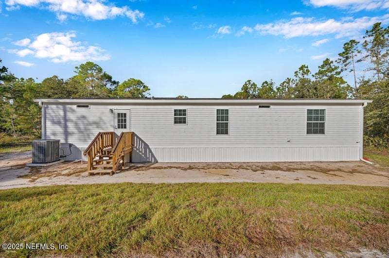 10020 Vaughan Ave, Hastings, FL 32145