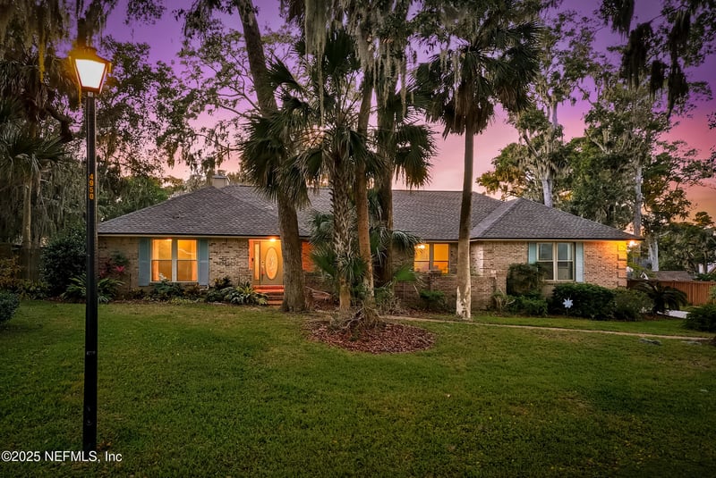 4952 White Bluff Dr, Jacksonville, FL 32225