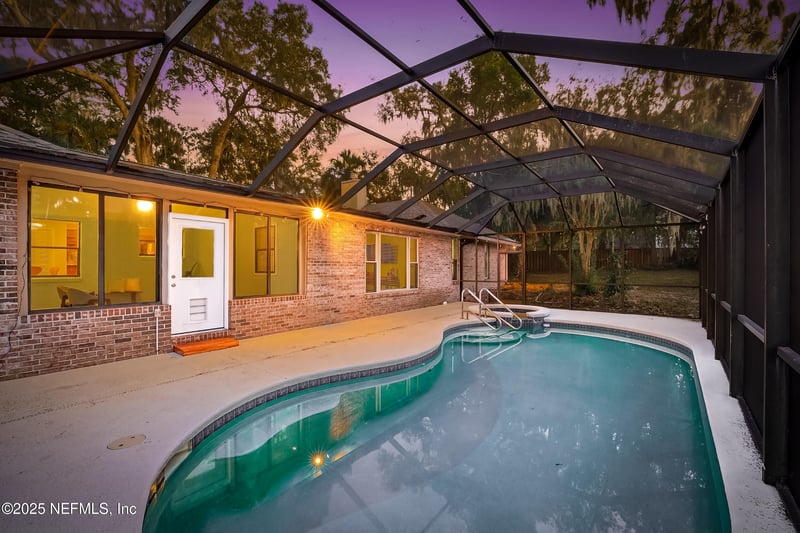 4952 White Bluff Dr, Jacksonville, FL 32225