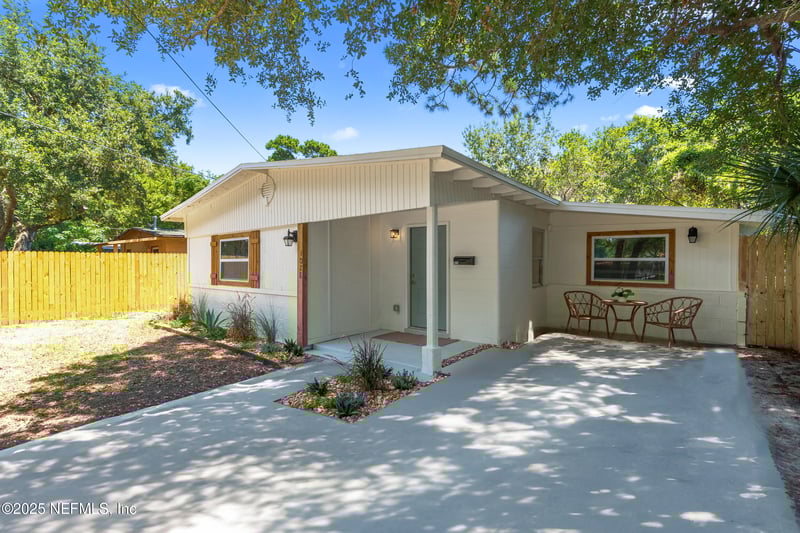 1028 South 9th St, Fernandina Beach, FL 32034