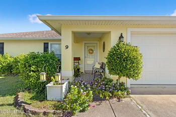 9 Lloret Pl, Palm Coast, FL 32164