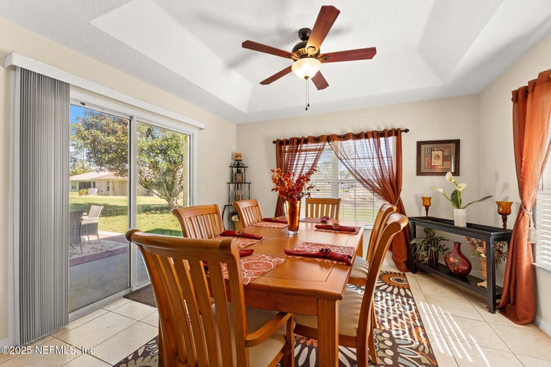 9 Lloret Pl, Palm Coast, FL 32164