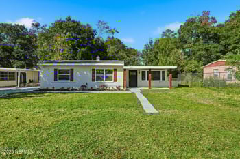 1262 Peacefield Dr, Jacksonville, FL 32205