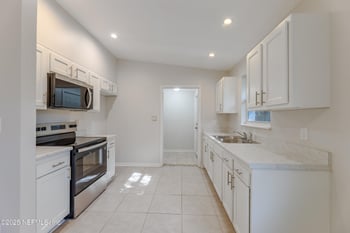 7822 Dubois Dr, Jacksonville, FL 32221