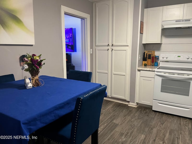 4526 Rainer Rd, Jacksonville, FL 32210