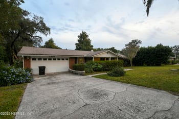 2807 Paces Ferry Rd, Orange Park, FL 32073