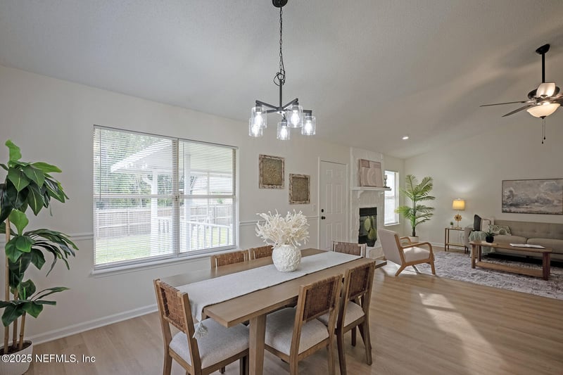 8754 Hammond Forest Dr, Jacksonville, FL 32221