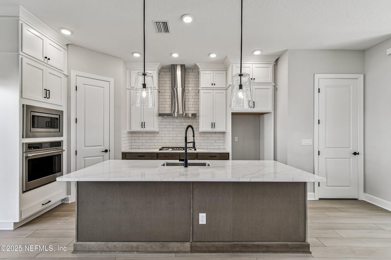 11929 Miracle Woods Way, Jacksonville, FL 32224