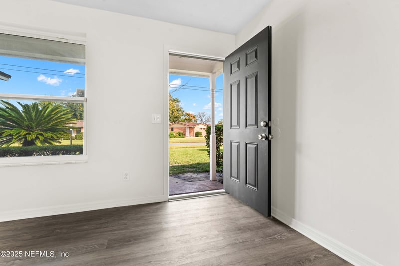 5676 Flagstaff Rd, Jacksonville, FL 32207