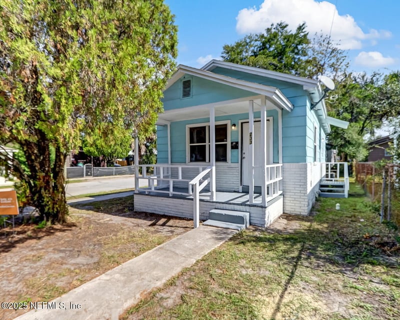 1233 Bridier St, Jacksonville, FL 32206