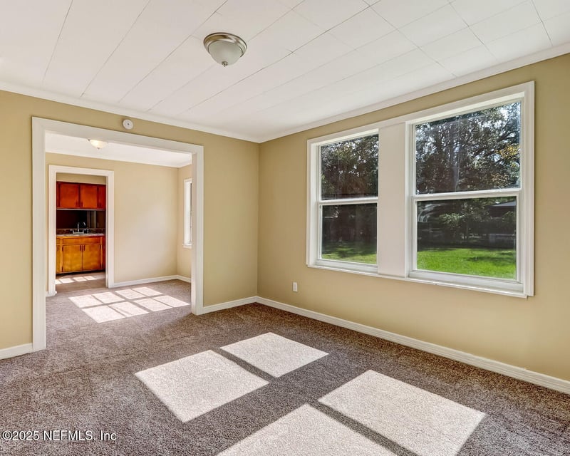 2131 Thelma St, Jacksonville, FL 32206