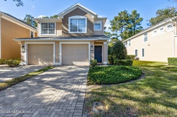 8585 Little Swift Cir, Jacksonville, FL 32256