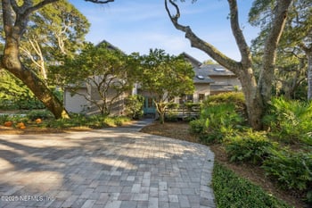 25 Beach Walker Rd, Fernandina Beach, FL 32034