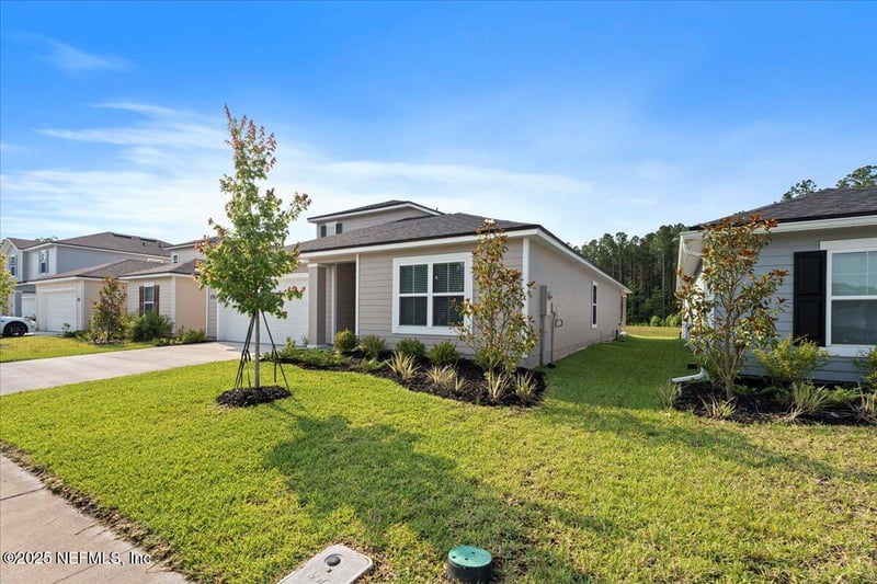 4954 Big Pine Dr, Jacksonville, FL 32218