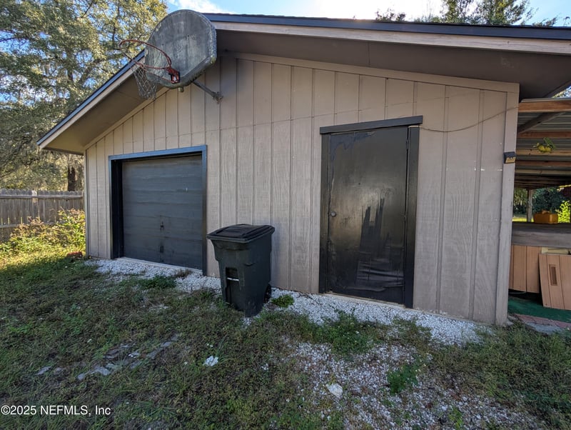 4661 Hedgehog St, Middleburg, FL 32068