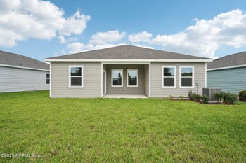 66 Oriole Rd, Palm Coast, FL 32164