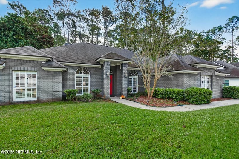 8713 Autumn Green Dr, Jacksonville, FL 32256