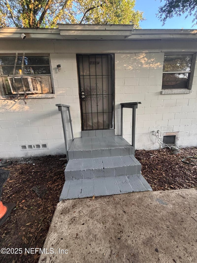 1115 Rushing St, Jacksonville, FL 32209