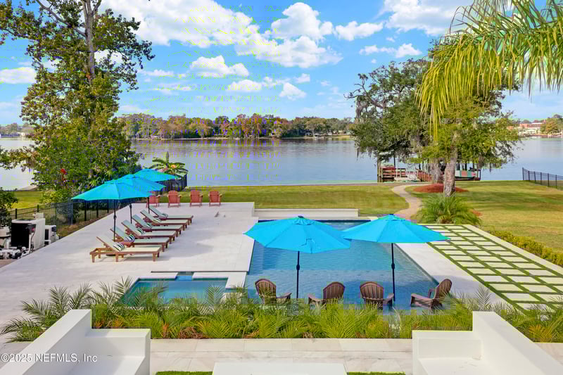 4232 Ortega Forest Dr, Jacksonville, FL 32210