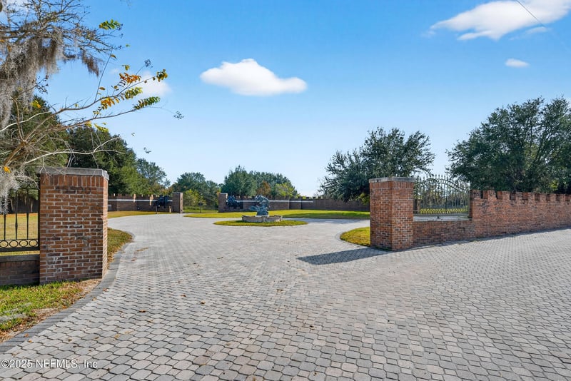 45500 Stratton Rd, Callahan, FL 32011