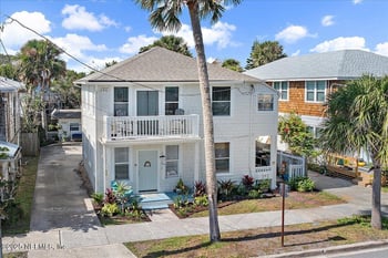 918 First St, Neptune Beach, FL 32266