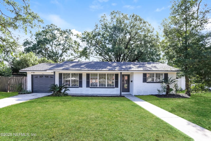 7466 Deepwood Dr, Jacksonville, FL 32244