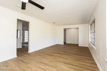 7466 Deepwood Dr, Jacksonville, FL 32244