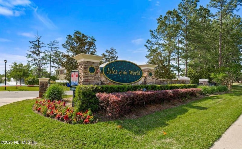 535 Hedgewood Dr, St Augustine, FL 32092