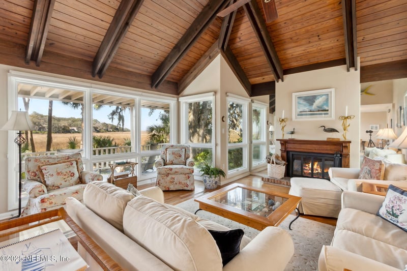 3417 Sea Marsh Rd, Fernandina Beach, FL 32034