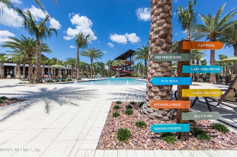 77 Hogan Ct, St Augustine, FL 32092