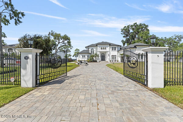 5425 Riverwood Rd, St Augustine, FL 32092