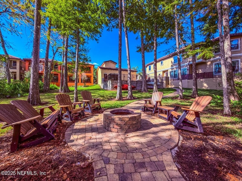 8861 Amalfi Ct, Jacksonville, FL 32217