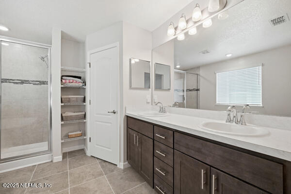 2555 Lantana Ln, Green Cove Springs, FL 32043