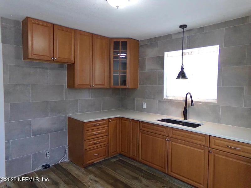 1201 Cassat Ave, Jacksonville, FL 32205