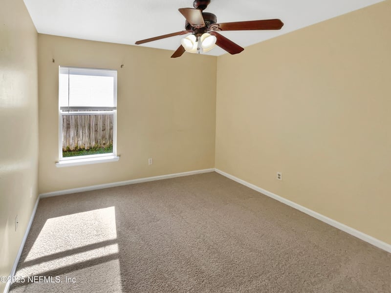 11661 Pleasant Creek Dr, Jacksonville, FL 32218