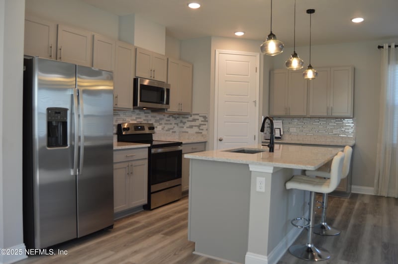 7159 Red Timber Rd, Jacksonville, FL 32244