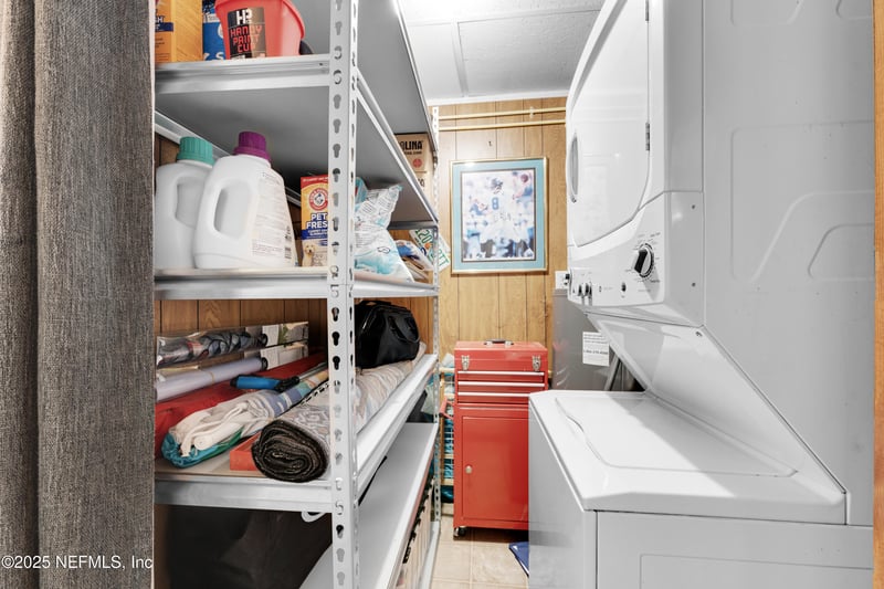 5459 Carrin Ln, Jacksonville, FL 32207