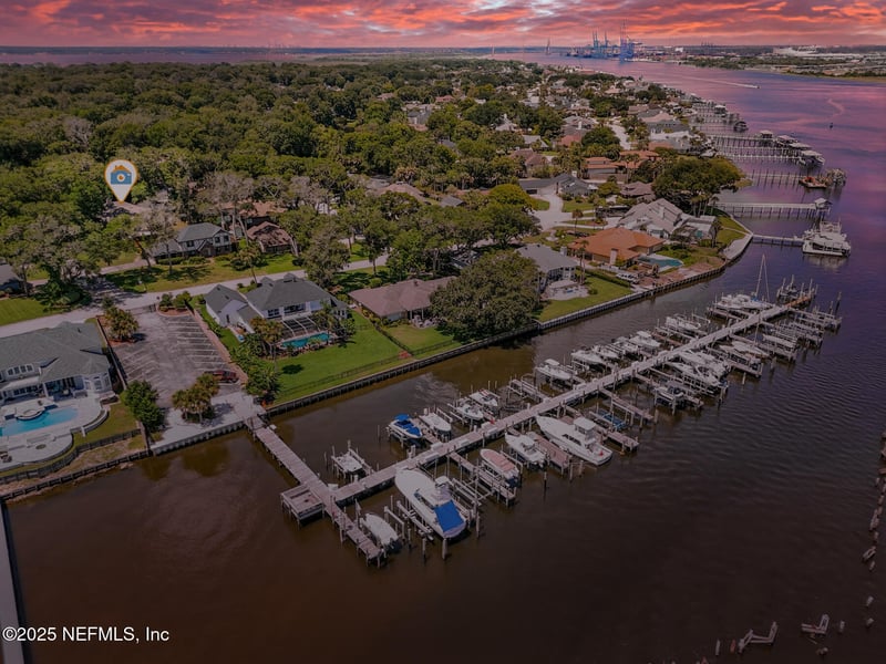 4952 White Bluff Dr, Jacksonville, FL 32225