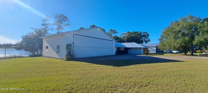 115 Eagles Nest Ln, Crescent City, FL 32112