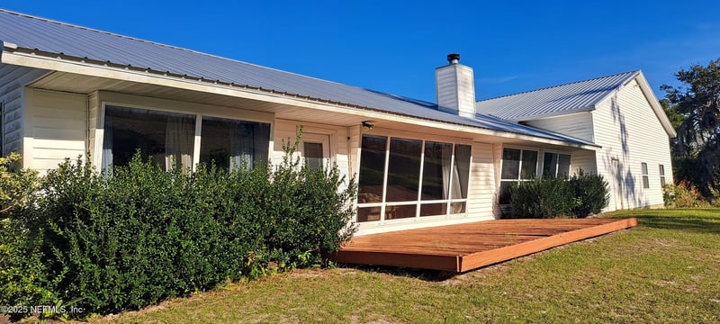 115 Eagles Nest Ln, Crescent City, FL 32112