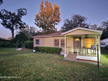 6107 Carlton Rd, Jacksonville, FL 32244