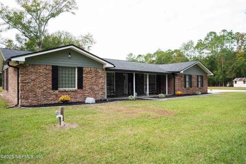 9022 Imperial Ct, Bryceville, FL 32009
