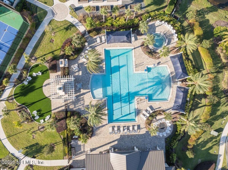 91 Fairlake Cir, St Augustine, FL 32092