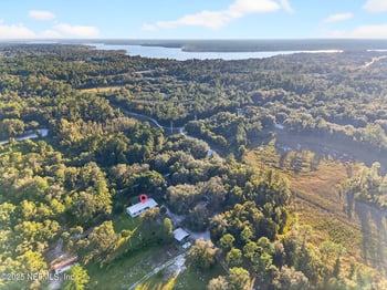 133 Rainbow Rd, Crescent, FL 32112