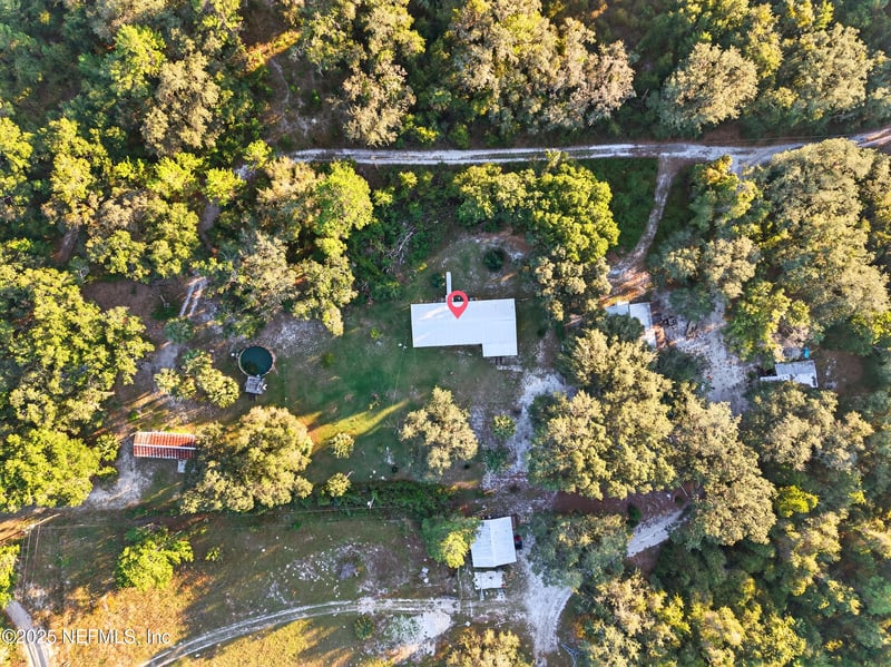 133 Rainbow Rd, Crescent, FL 32112