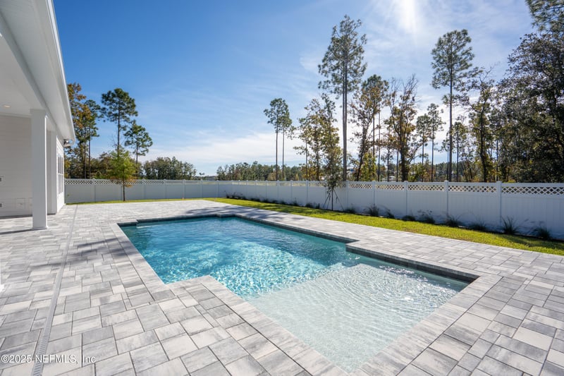 210 Arbor Creek Dr, St Augustine, FL 32092