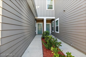 7879 Echo Springs Rd, Jacksonville, FL 32256