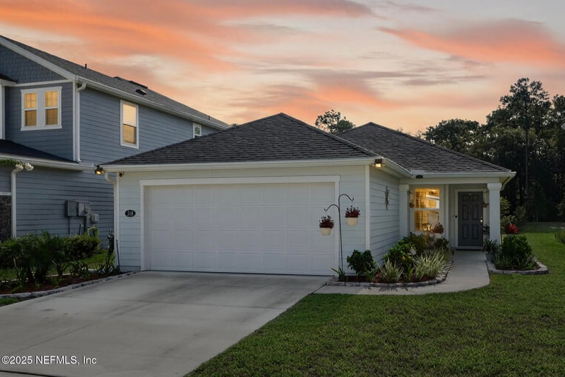 318 Rambling Brook Trl, St Johns, FL 32259
