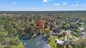 335 Arthur Moore Dr, Green Cove Springs, FL 32043